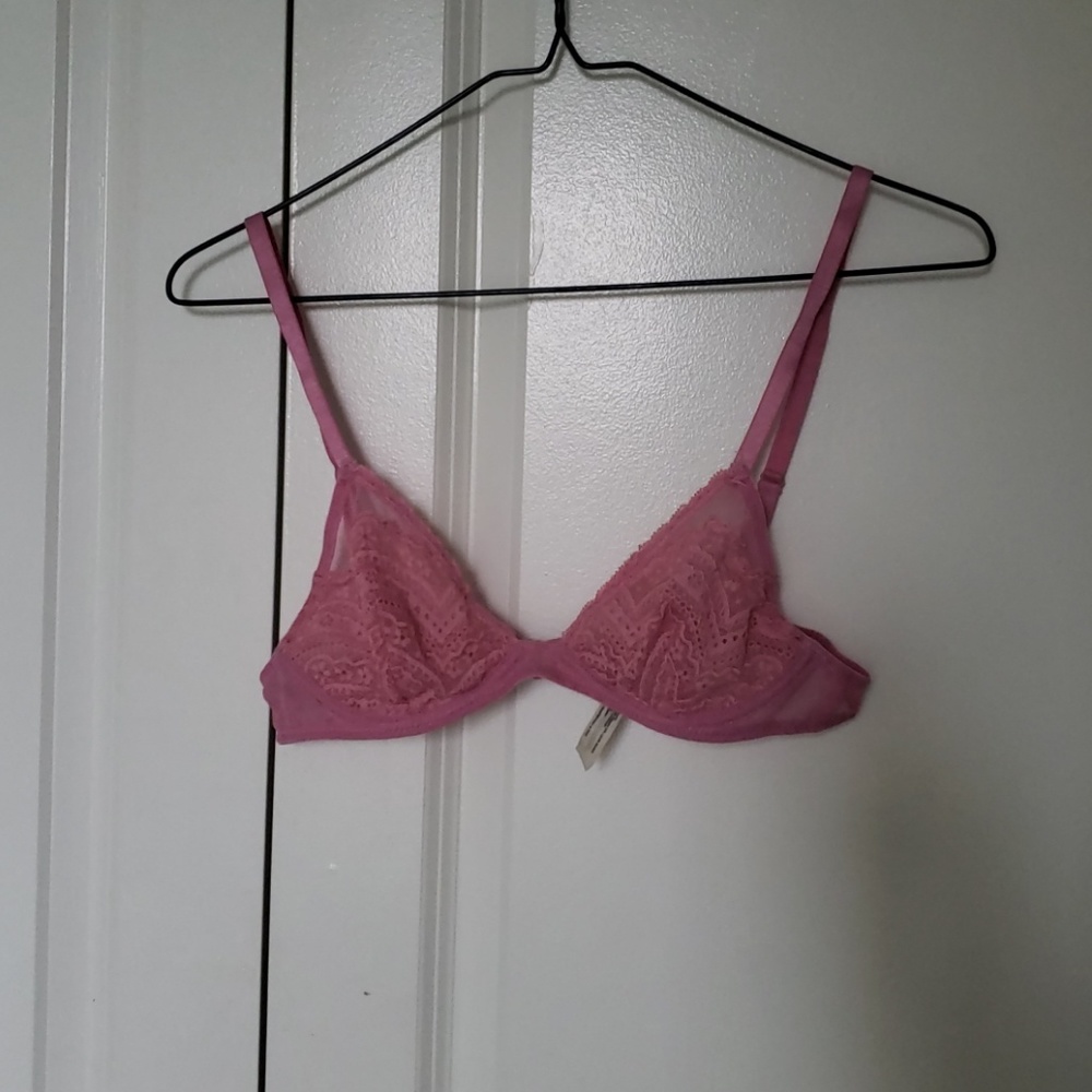 MOVING - CLOSET CLOSING Free people Lace bralette